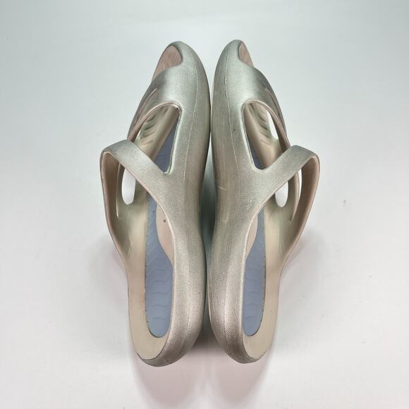 Cheeks Health Sandals by Tony Little Silver Comfort Arch Support Women’s Size 9 - Picture 7 of 10